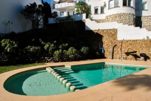 Villa in Calahonda, Mijas Costa Villa in Calahonda, Mijas Costa