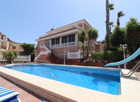 For sale: 4 bedroom house / villa in Algorfa, Costa Blanca