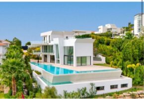 Villa for sale in Benahavís Villa for sale in Benahavís