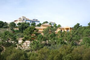 Land for sale in Benahavís