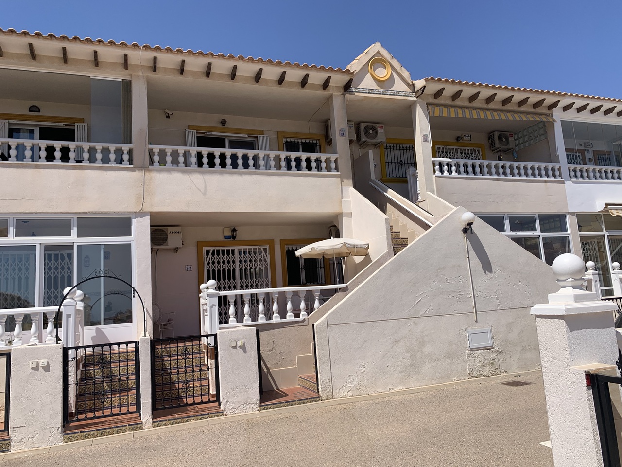 2 bedroom apartment / flat for sale in Cabo Roig, Costa Blanca