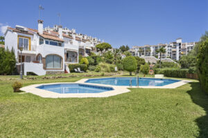 5 Bedroom Sea View Townhouse, in Calahonda 5 Bedroom Sea View Townhouse, in Calahonda