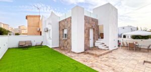Bungalow for sale in Playa Flamenca Bungalow for sale in Playa Flamenca