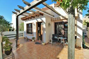 Detached Villa for sale in Villamartin Detached Villa for sale in Villamartin