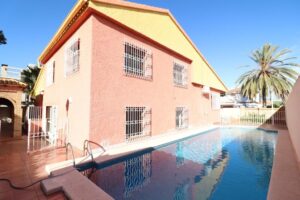 Detached Villa for sale in Cabo Roig Detached Villa for sale in Cabo Roig