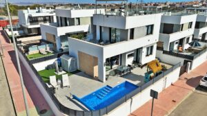 Detached Villa for sale in Villamartin Detached Villa for sale in Villamartin