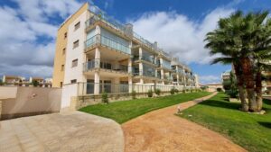 Apartment for sale in Villamartin Apartment for sale in Villamartin