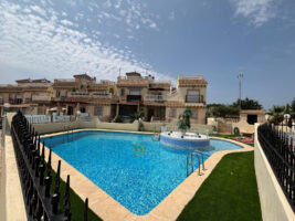 Town House for sale in Playa Flamenca Town House for sale in Playa Flamenca