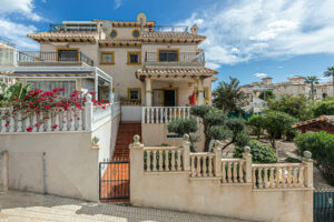 Quad House for sale in Playa Flamenca Quad House for sale in Playa Flamenca