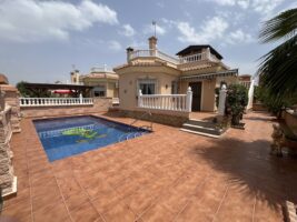 Detached Villa for sale in Almoradi Detached Villa for sale in Almoradi