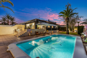 Detached Villa for sale in Punta Prima Detached Villa for sale in Punta Prima