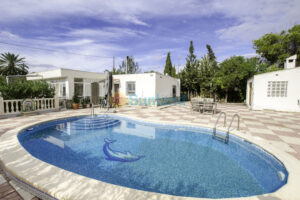 Detached Villa for sale in Albatera