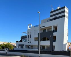 Apartment for sale in Villamartin
