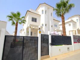 Semi Detached House for sale in La Marina