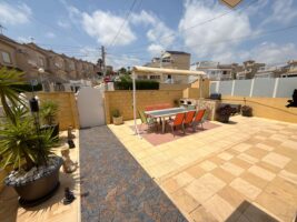 Apartment for sale in Villamartin