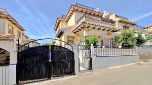 Quad House for sale in Punta Prima