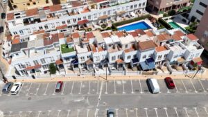 Town House for sale in La Mata