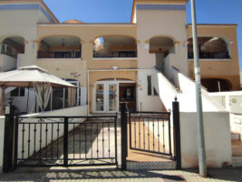 Apartment for sale in Los Altos