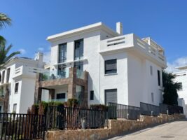 Apartment for sale in Villamartin