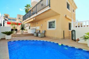 Detached Villa for sale in Villamartin