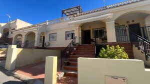 Bungalow for sale in Algorfa
