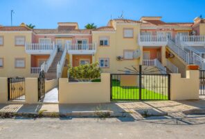 Apartment for sale in Villamartin