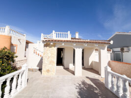 Detached Villa for sale in Playa Flamenca