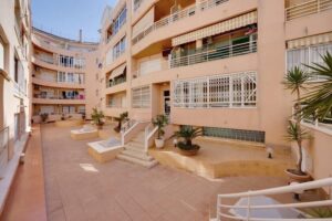Apartment for sale in Torrevieja
