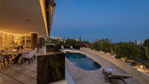 Villa for sale in Benahavís