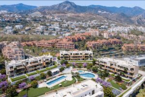 Apartment for sale in Estepona