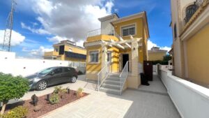 Detached Villa for sale in Algorfa