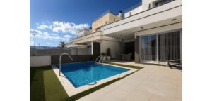 Detached Villa for sale in Cabo Roig