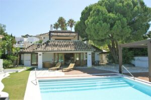 Villa for sale in Marbella