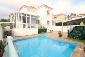 Detached Villa for sale in Villamartin