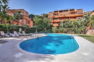 Apartment – Middle Floor Apartment for sale in Riviera del Sol