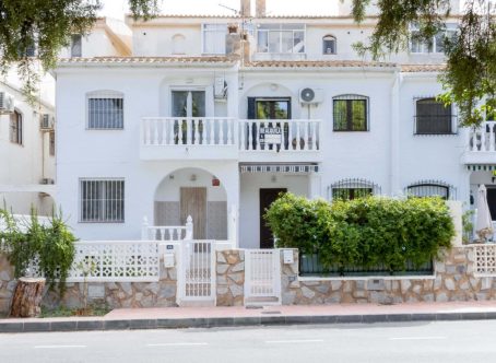 For sale: 3 bedroom house / villa in La Zenia, Costa Blanca