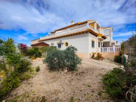 Quad House for sale in Punta Prima