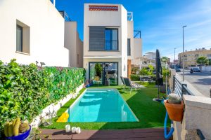 Detached Villa for sale in Benijofar