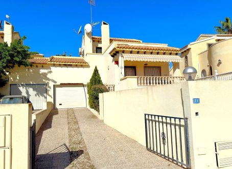 For sale: 3 bedroom house / villa in Villamartin, Costa Blanca