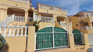 Town House for sale in Villamartin