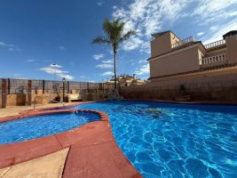 Apartment for sale in Villamartin