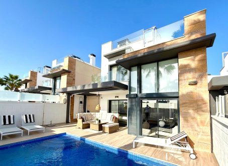 For sale: 3 bedroom house / villa in Cabo Roig, Costa Blanca
