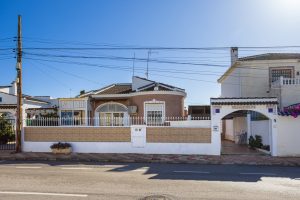 Detached Villa for sale in Torrevieja