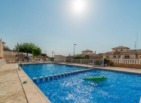 For sale: 2 bedroom apartment / flat in Cabo Roig