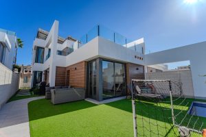 Detached Villa for sale in Benijofar