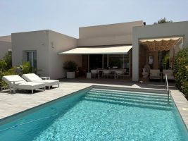 Detached Villa for sale in Algorfa