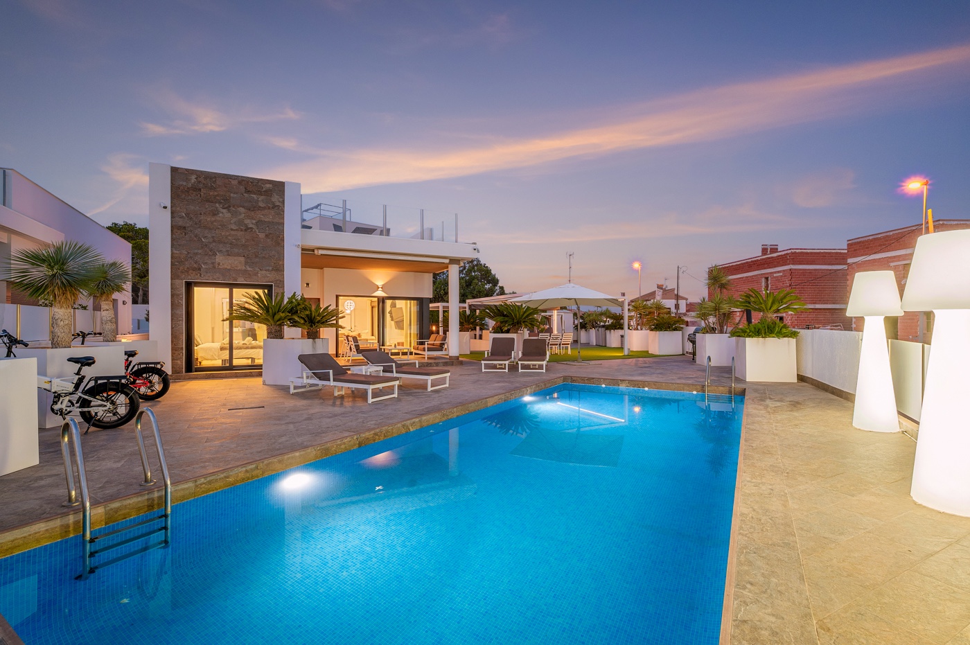 3 bedroom house / villa for sale in Villamartin, Costa Blanca