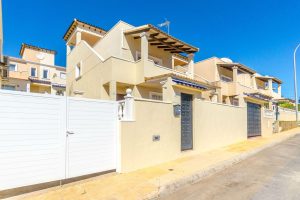 Detached Villa for sale in Villamartin