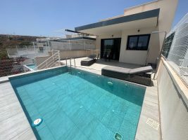 Detached Villa for sale in San Miguel De Salinas