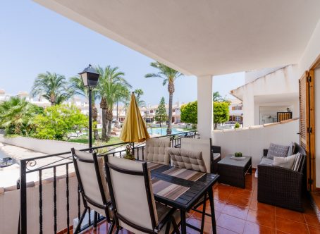 For sale: 6 bedroom house / villa in Gran Alacant